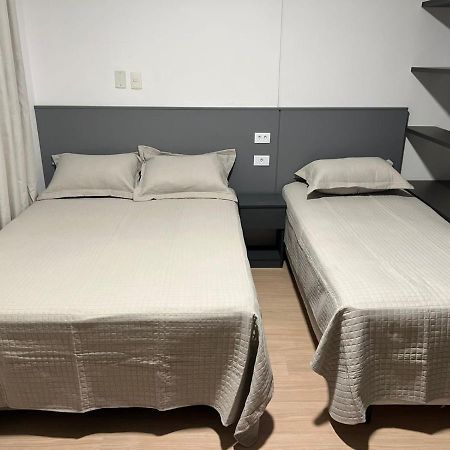 סאו פאולו Apartamento Para Pessoas De Familia Ou A Negocio, Ap Lindo Aconchegante No Bras Proximo Igreja Mundial,Mercado Municipal, 25 De Marco, Templo Salomao, Metro Dom Pedro Ll, Bancos, Mercado E Etc מראה חיצוני תמונה