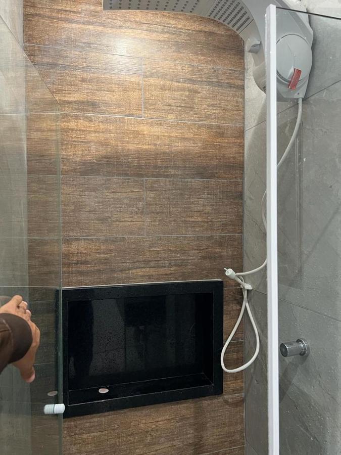 סאו פאולו Apartamento Para Pessoas De Familia Ou A Negocio, Ap Lindo Aconchegante No Bras Proximo Igreja Mundial,Mercado Municipal, 25 De Marco, Templo Salomao, Metro Dom Pedro Ll, Bancos, Mercado E Etc מראה חיצוני תמונה