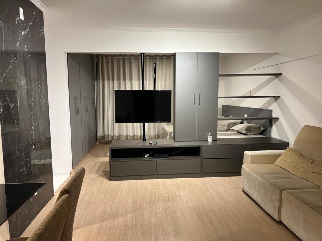 סאו פאולו Apartamento Para Pessoas De Familia Ou A Negocio, Ap Lindo Aconchegante No Bras Proximo Igreja Mundial,Mercado Municipal, 25 De Marco, Templo Salomao, Metro Dom Pedro Ll, Bancos, Mercado E Etc מראה חיצוני תמונה
